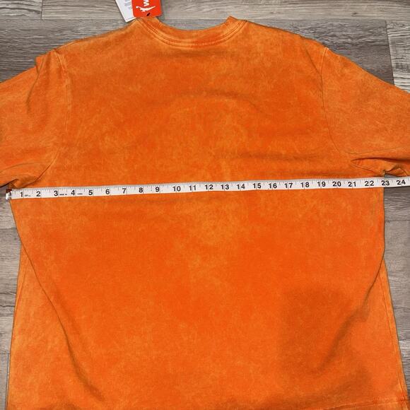 The Nike WNBA Team 13 Basketball Boxy T-Shirt - Picture 4 of 6